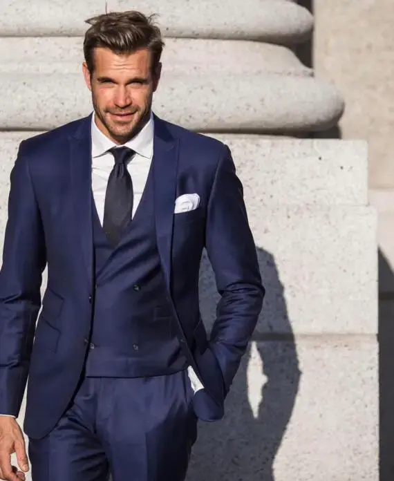 Empire Customs - Suits - Toronto, Ontario (photo 15)