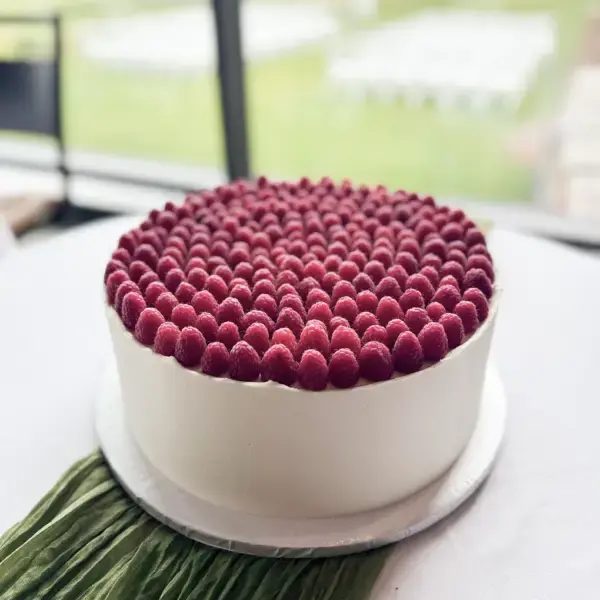Pretty Sweet Co - Cakes & Desserts - Calgary, Alberta (photo 8)