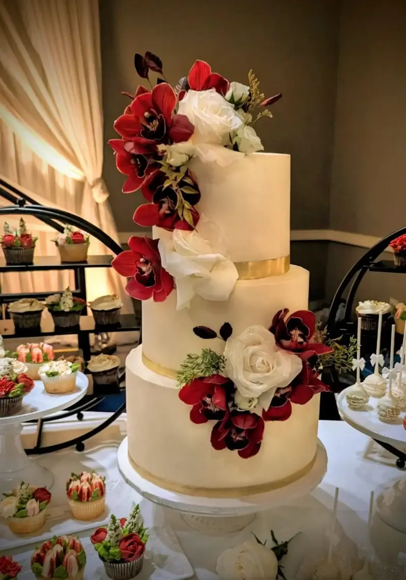 Moments Bakery - Cakes & Desserts - Kingston, Ontario (photo 7)