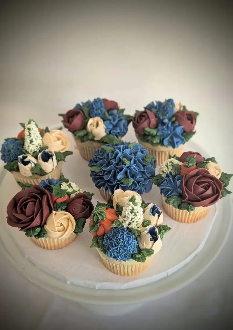 Moments Bakery - Cakes & Desserts - Kingston, Ontario (photo 10)