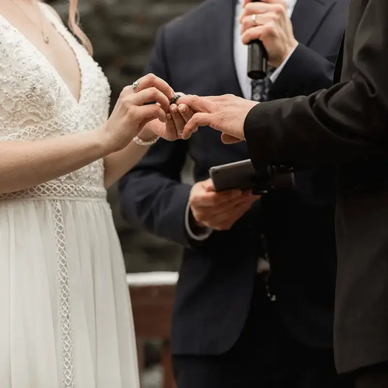 Urban Officiant - Officiant - Banff, Alberta (photo 2)