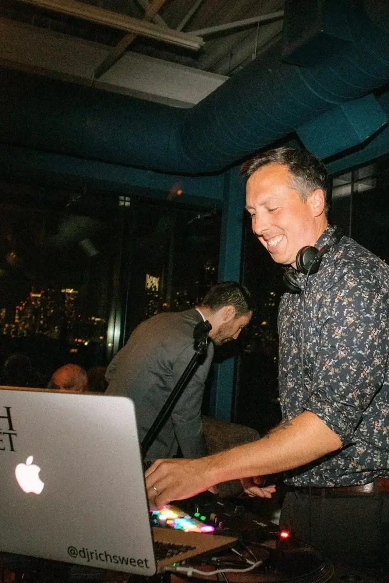 DJ Rich Sweet - Entertainment / DJ - Toronto, Ontario (photo 4)