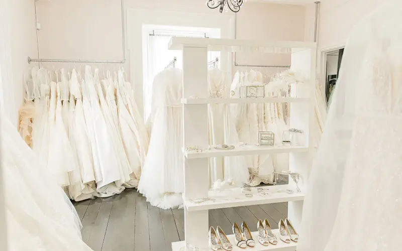 White Satin Bridal Boutique - Dresses / Boutique - Ottawa, Ontario (photo 3)