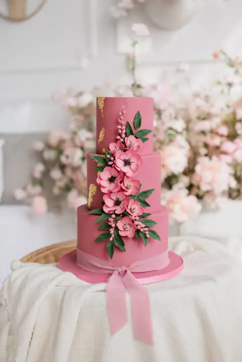 Fancy That Cake - Cakes & Desserts - Guelph, Ontario (photo 3)