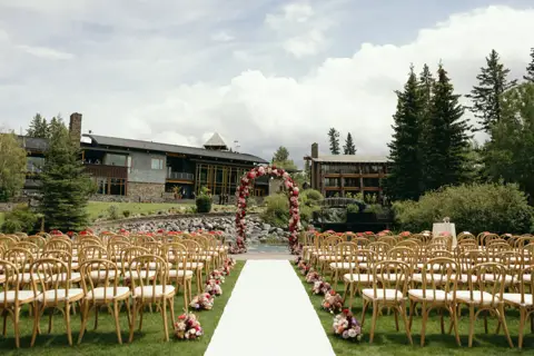 Design House - Wedding Planners / Coordinators - Calgary, Alberta (photo 4)