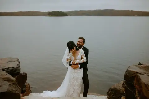 ELLIOT + OLIVIA - Dresses / Boutique - Great Lakes, Ontario (photo 5)