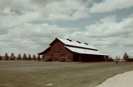 Sweet Haven Barn - Venues - Red Deer, Alberta (photo 4)