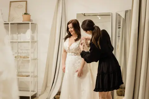 Love and Lee - Dresses / Boutique - Ottawa, Ontario (photo 3)