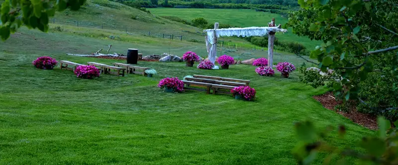 Posh Country Venue + Events - Venues - North Battleford, Saskatchewan (photo 3)