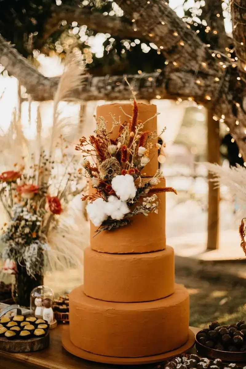 AK Cakes - Cakes & Desserts - Calgary, Alberta (photo 4)