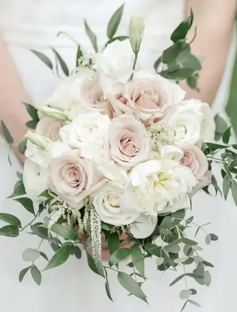 la petite Jaune Fleur - Florists - Red Deer, Alberta (photo 2)