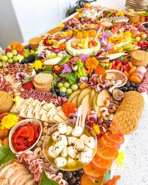 Let There Be Graze - Charcuterie - Mississauga, Ontario (photo 2)