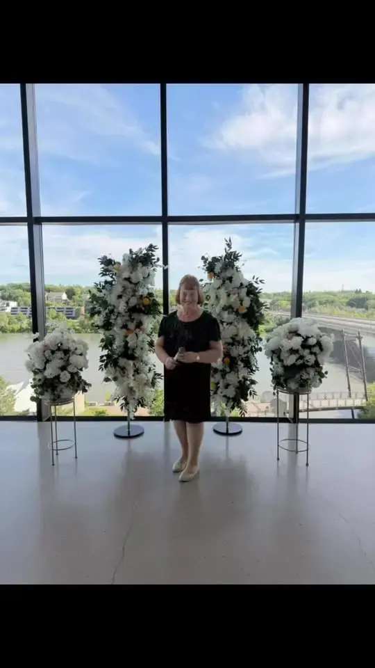 Verone Charington Marriage Commissioner - Officiant - Saskatoon, Saskatchewan (photo 1)