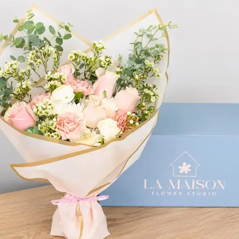 La Maison Flower Studio - Florists - Calgary, Alberta (photo 2)