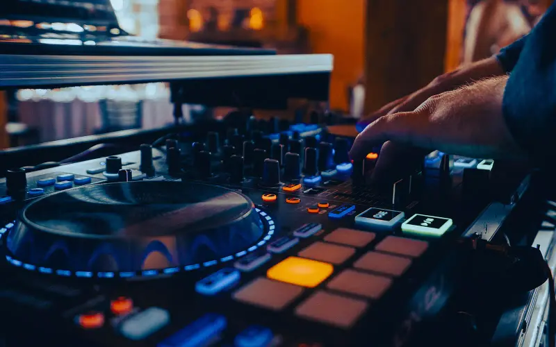 Pulse Entertainment - Entertainment / DJ - Ottawa, Ontario (photo 1)