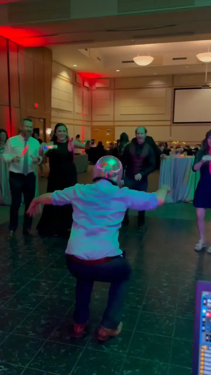 EZ DJ - Entertainment / DJ - Red Deer, Alberta (photo 4)
