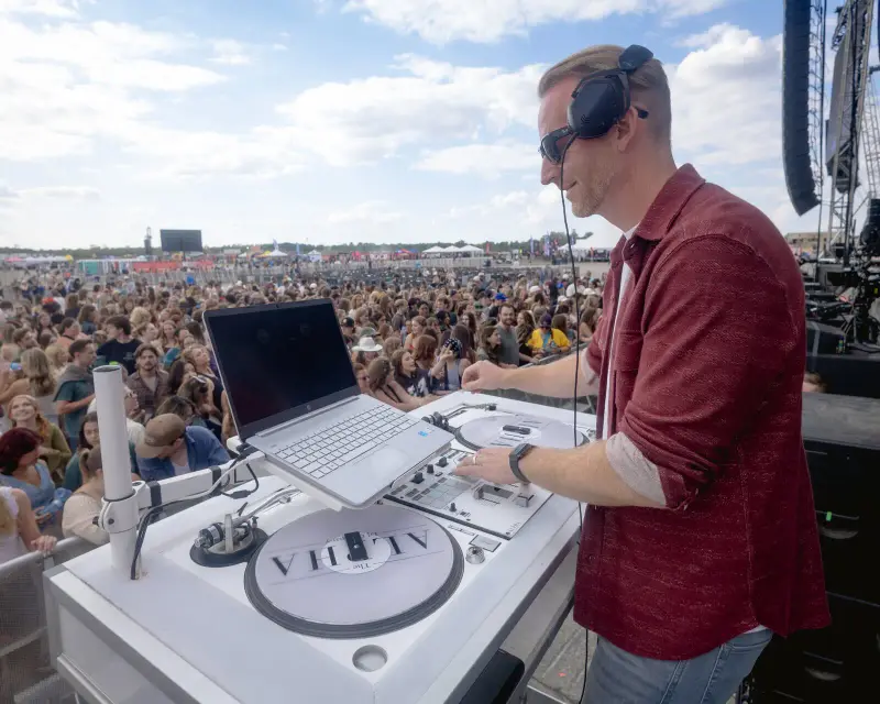 The Alpha DJ Company - Entertainment / DJ - London, Ontario (photo 2)