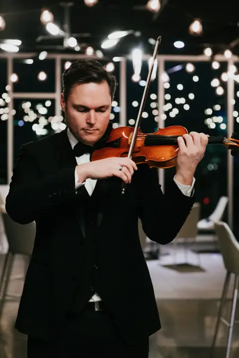 Uptown Strings - Entertainment / DJ - Banff, Alberta (photo 2)