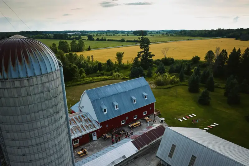 Ottawa River Barn - Venues - Ottawa, Ontario (photo 1)