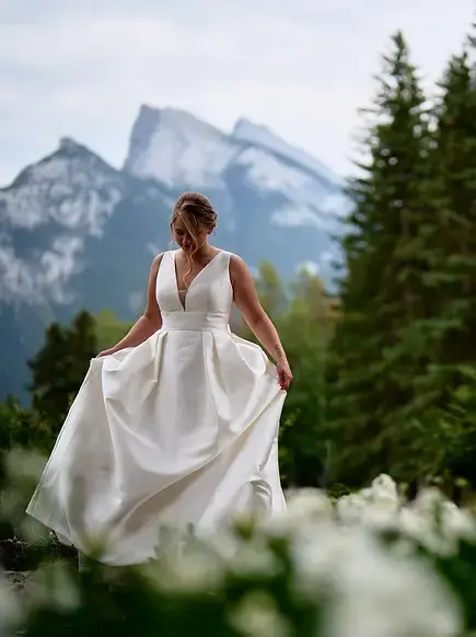 Mountain View Bridal - Dresses / Boutique - Calgary, Alberta (photo 2)