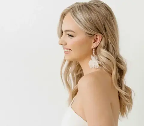 It's Your Day Bridal Boutique - Dresses / Boutique - Windsor, Ontario (photo 2)