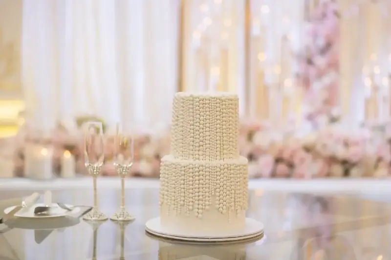 Gold Box Bakery - Cakes & Desserts - Calgary, Alberta (photo 11)