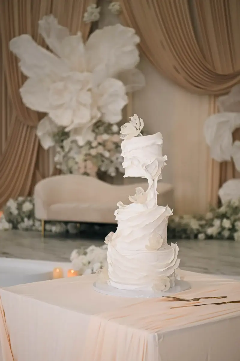 Gold Box Bakery - Cakes & Desserts - Calgary, Alberta (photo 8)