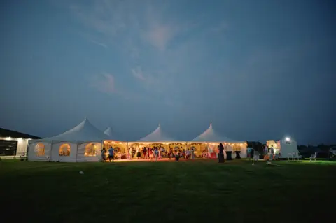 Special Event Tents - Rentals - Prince Albert, Saskatchewan (photo 3)