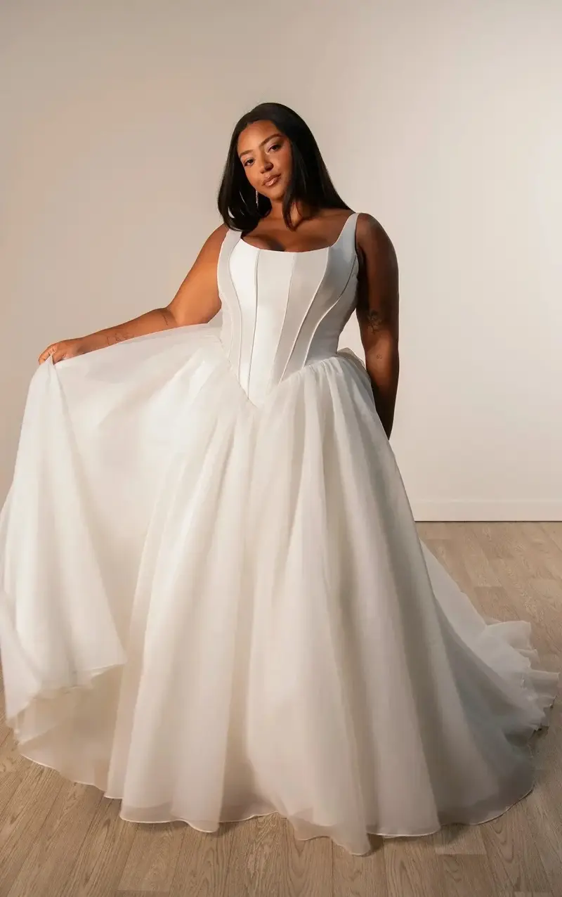 Lovebird Bridal Boutique - Dresses / Boutique - Kingston, Ontario (photo 3)