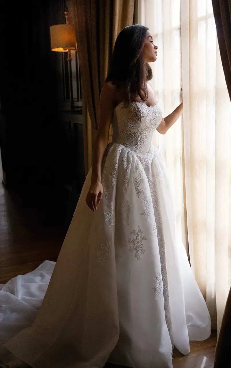 Lovebird Bridal Boutique - Dresses / Boutique - Kingston, Ontario (photo 6)