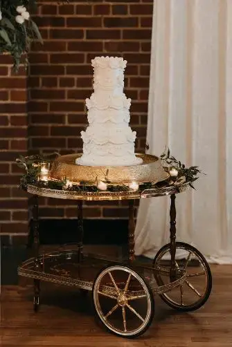 Atomic Design - Cakes & Desserts - Windsor, Ontario (photo 4)
