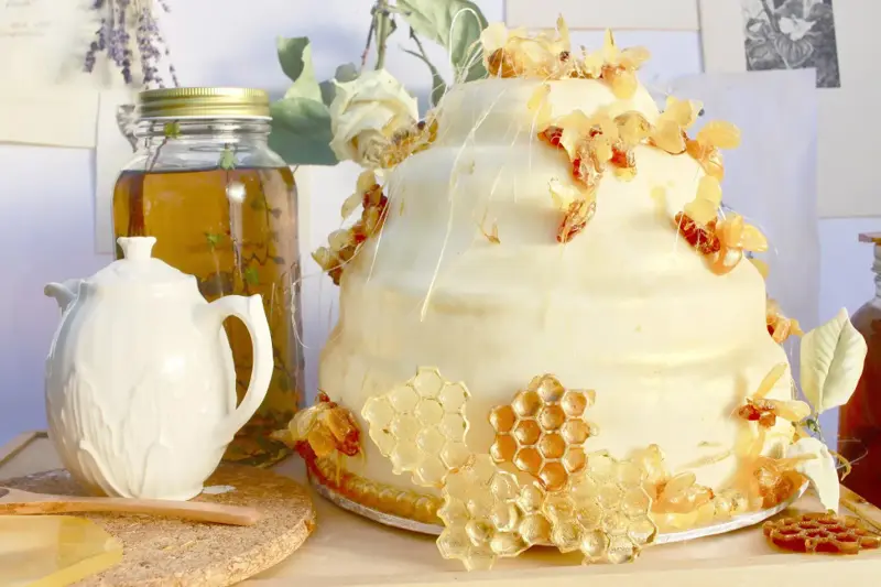 Artful Cakes - Cakes & Desserts - Toronto, Ontario (photo 2)