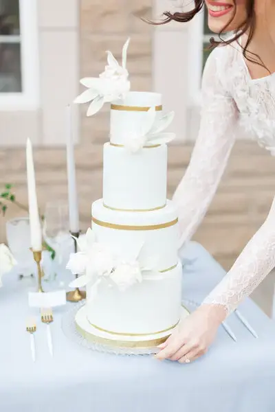 Sweet Avenue Cakery - Cakes & Desserts - Oakville & Burlington, Ontario (photo 11)