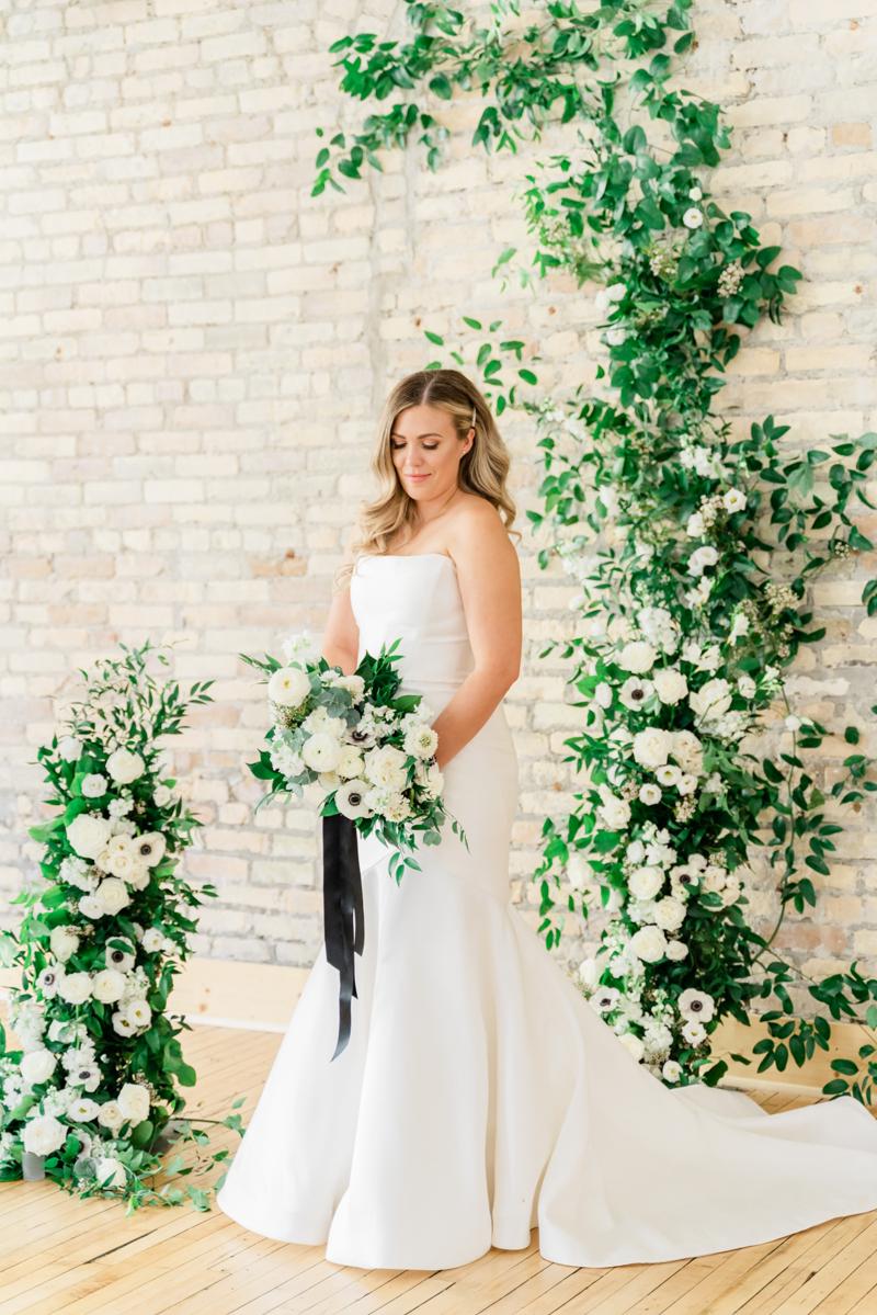 Academy Florist - Florists - Winnipeg, Manitoba (photo 2)