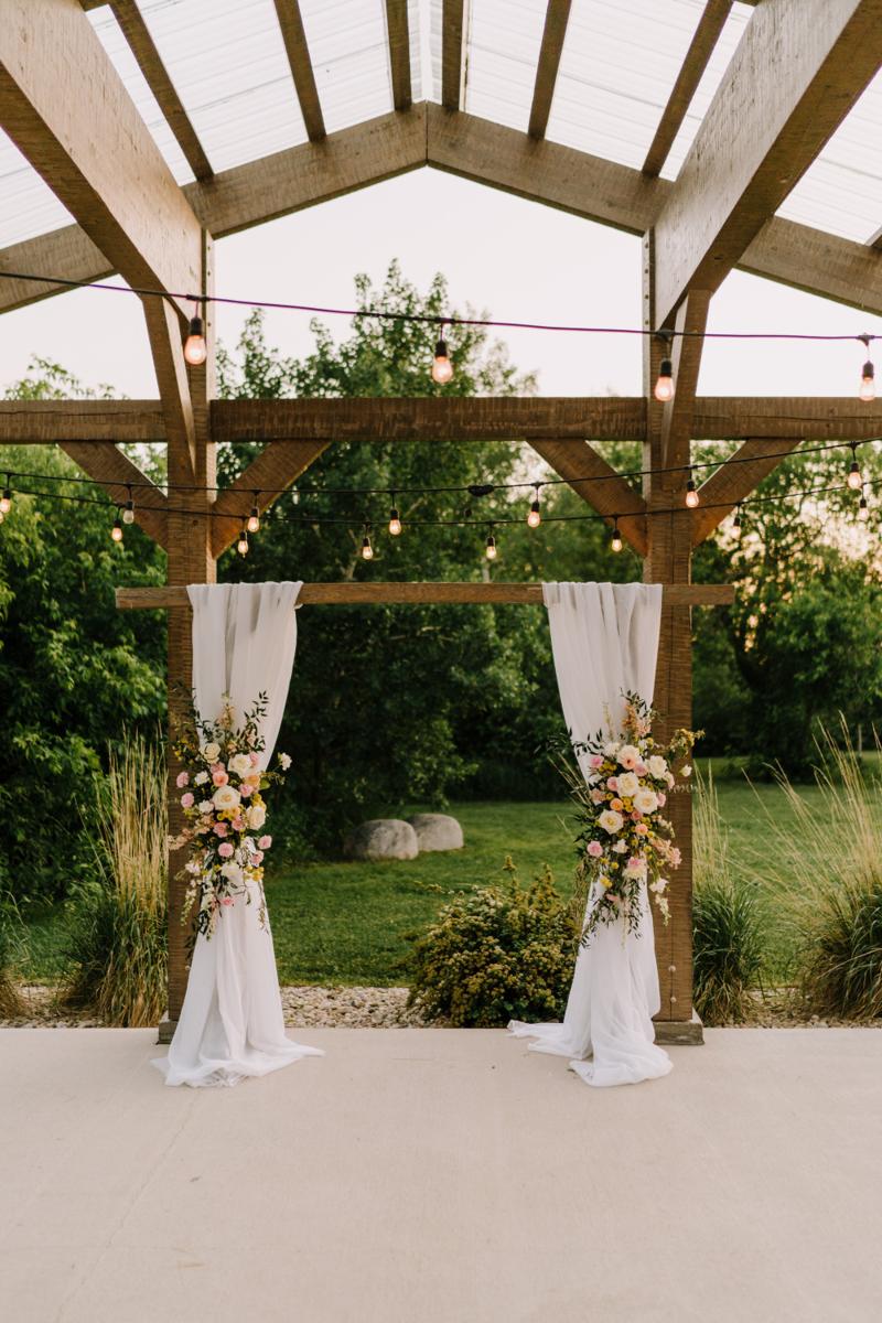 Academy Florist - Florists - Winnipeg, Manitoba (photo 5)