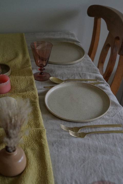 Moss & Minto Tableware - Rentals - Tofino & Ucluelet, Vancouver Island (photo 3)