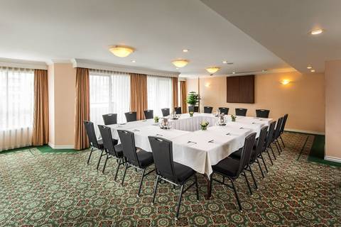 Hotel Grand Pacific